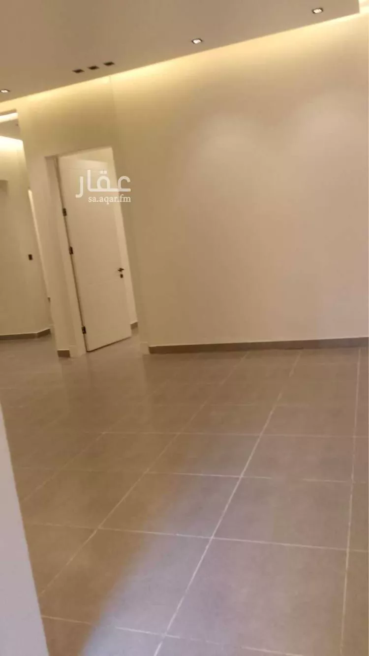 دور للبيع في شارع فضيلة السيد محمد شكري, حي النرجس, مدينة الرياض, منطقة الرياض صورة 2