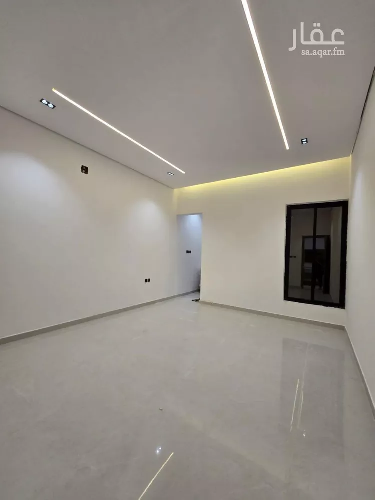 دور للبيع في شارع الشريشي, حي عكاظ, مدينة الرياض, منطقة الرياض صورة 5