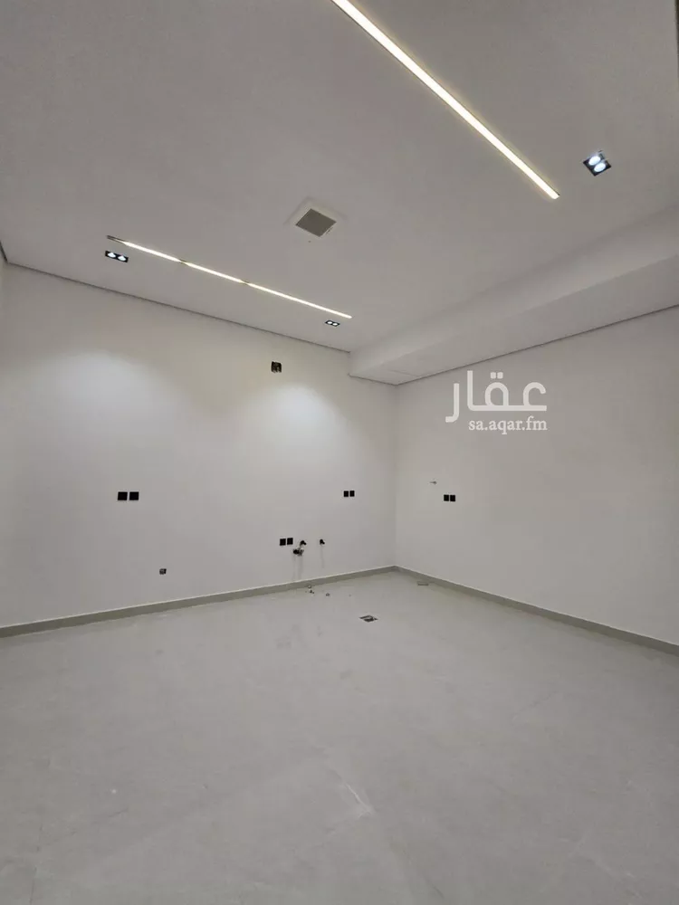 دور للبيع في شارع الشريشي, حي عكاظ, مدينة الرياض, منطقة الرياض صورة 4