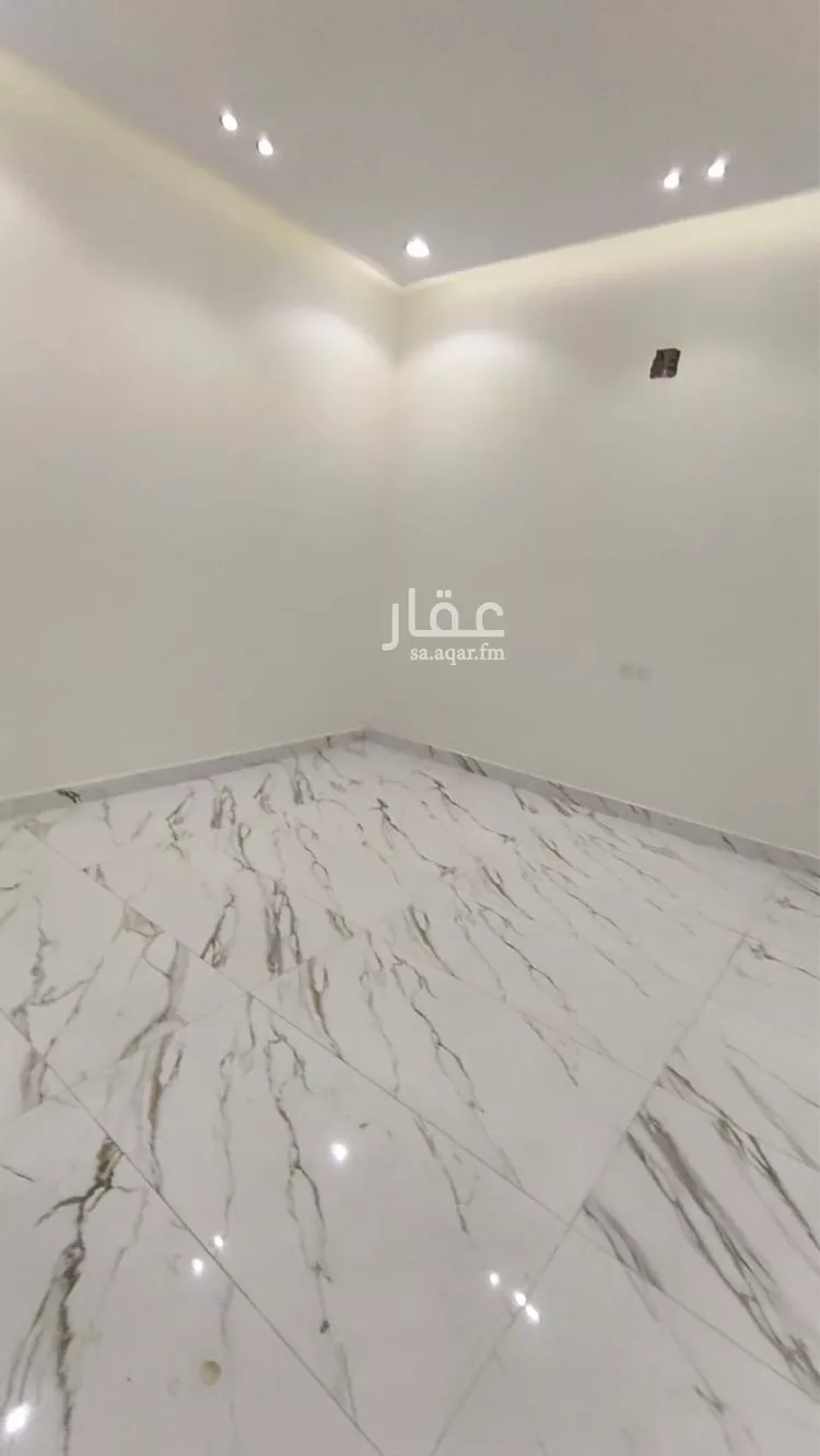 فيلا للبيع في شارع ابن معصوم المدني, حي العريجاء الغربي, مدينة الرياض, منطقة الرياض