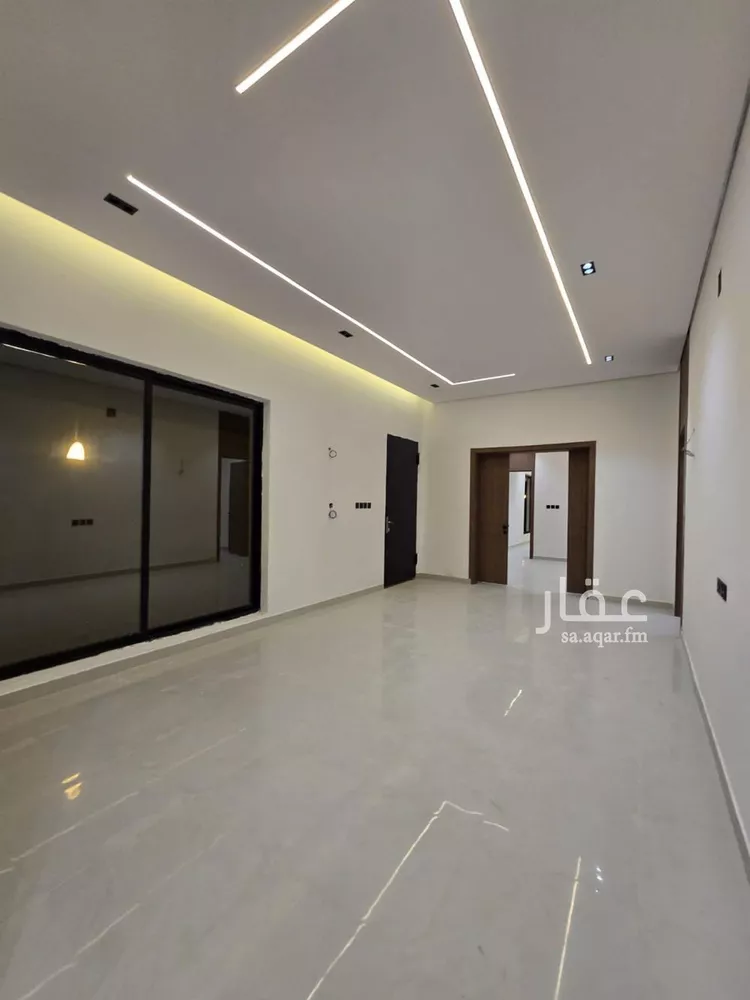 دور للبيع في شارع الشريشي, حي عكاظ, مدينة الرياض, منطقة الرياض صورة 2