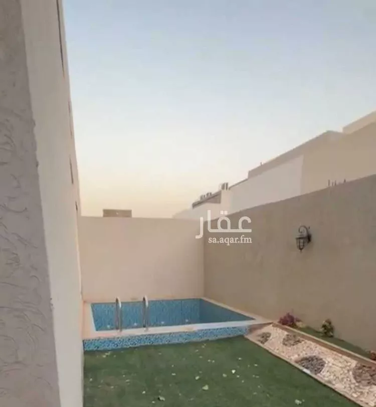 فيلا للبيع في شارع شقرون المغراوي, حي عكاظ, مدينة الرياض, منطقة الرياض صورة 3