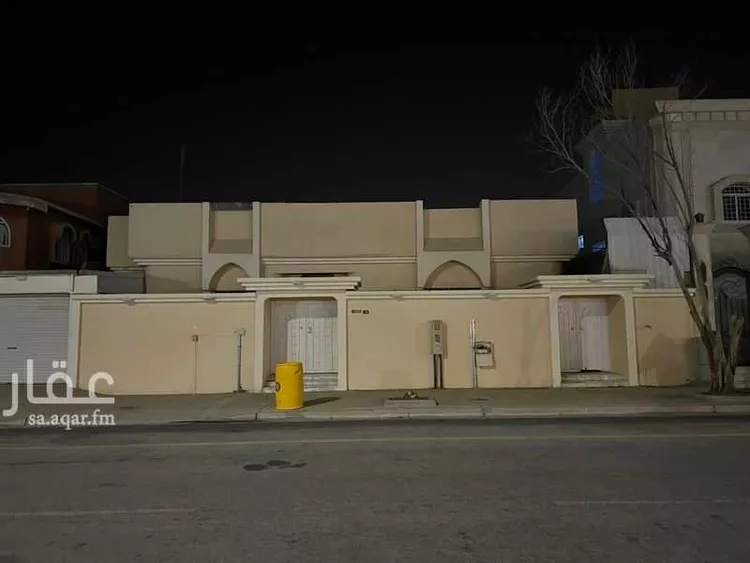 بيت للبيع في شارع الزبير بن العوام ، حي الاندلس ، بقيق ، بقيق