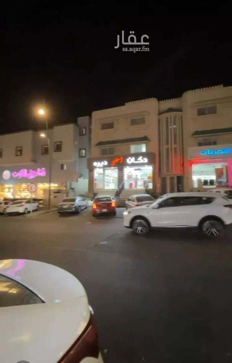 عمارة للبيع في شارع وهب بن مسرة, حي المروج, مدينة ابها, منطقة عسير صورة 2