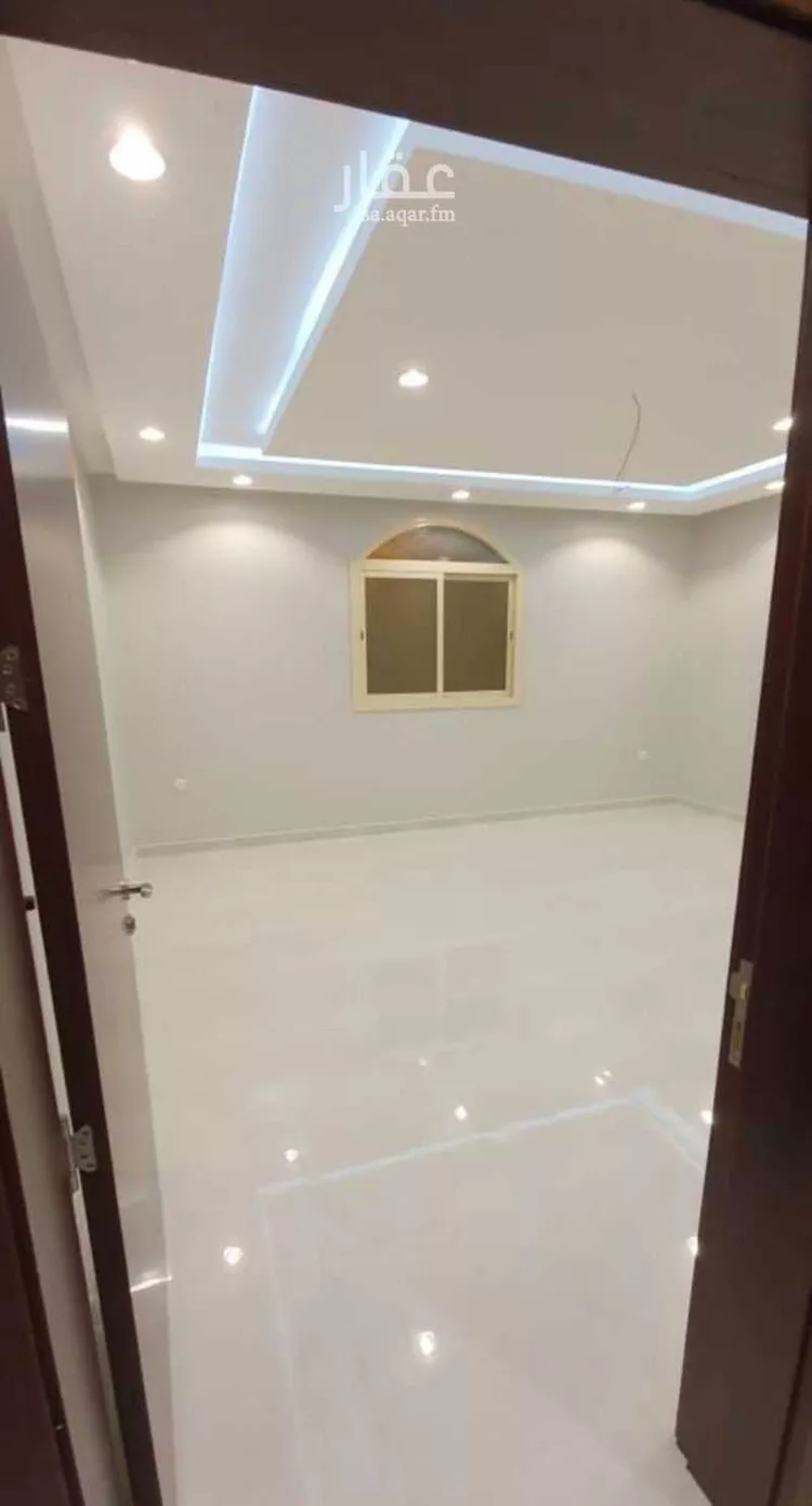 عمارة للإيجار في شارع حمزة الصيدلاني, حي السلام, مدينة بلجرشى, منطقة الباحة صورة 4