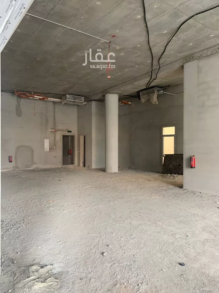 عمارة للإيجار في شارع  سعود ابن فيصل, حي العقيق, مدينة الرياض, منطقة الرياض صورة 2