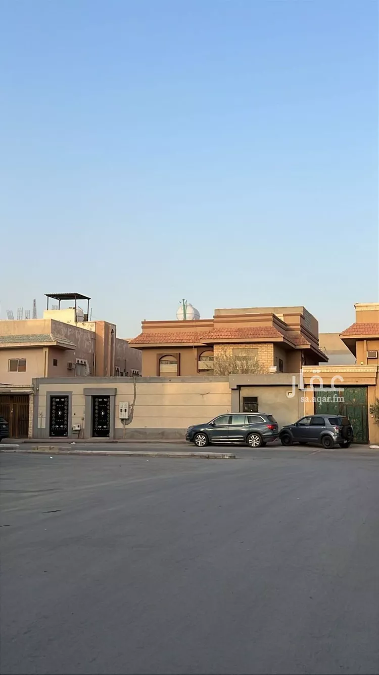 فيلا للبيع في شارع أبي محمد الأنصاري, حي الشفاء, مدينة الرياض, منطقة الرياض