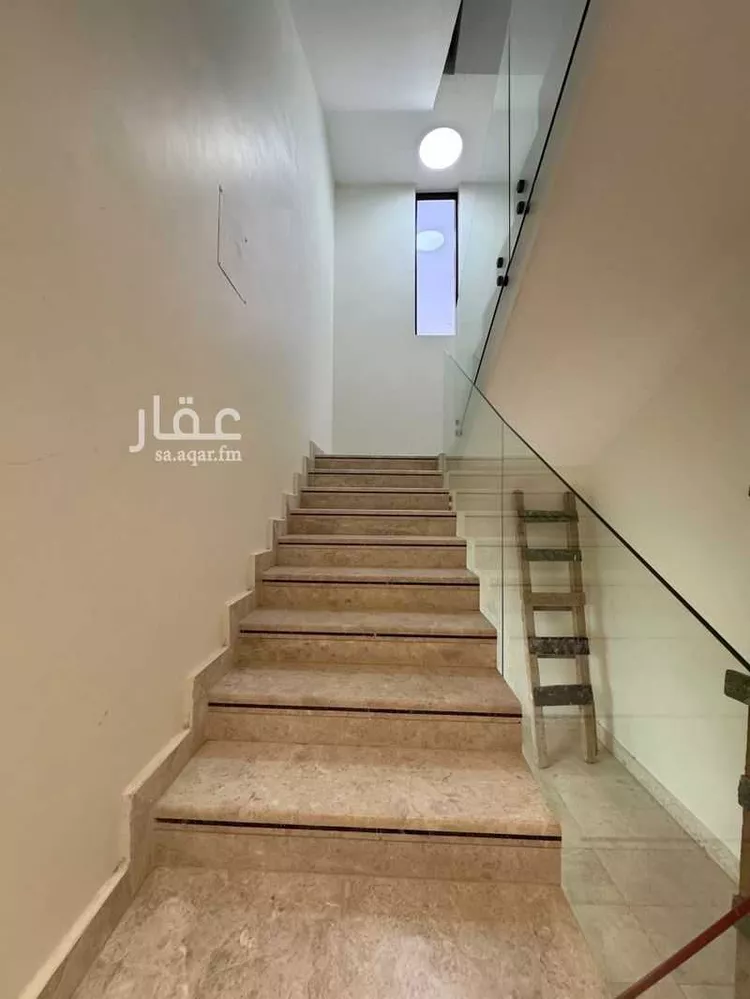 Floor for Sale in Riyadh An Narjis 16