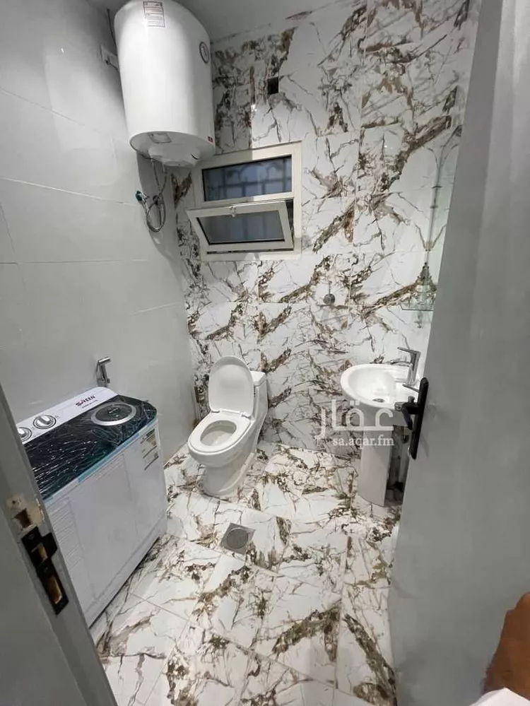 عمارة للإيجار في شارع عبدالقادر الجزائري, حي الدار البيضاء, مدينة الرياض, منطقة الرياض صورة 2