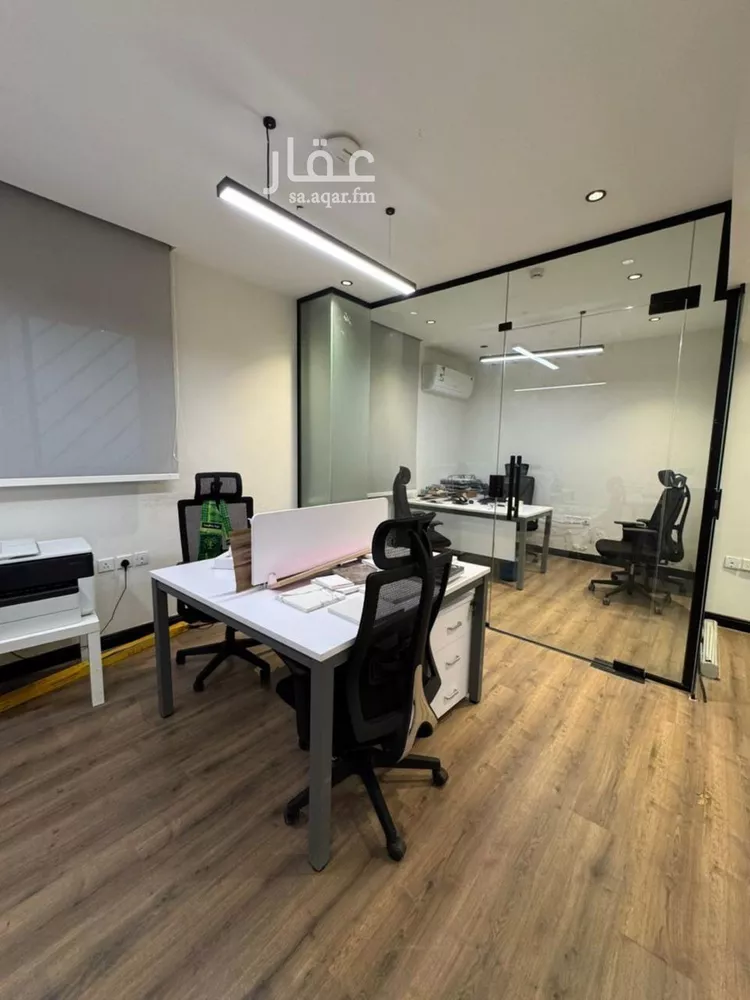 مكتب تجاري للإيجار في شارع  سعود ابن عبدالعزيز ابن محمد, حي التعاون, مدينة الرياض, منطقة الرياض