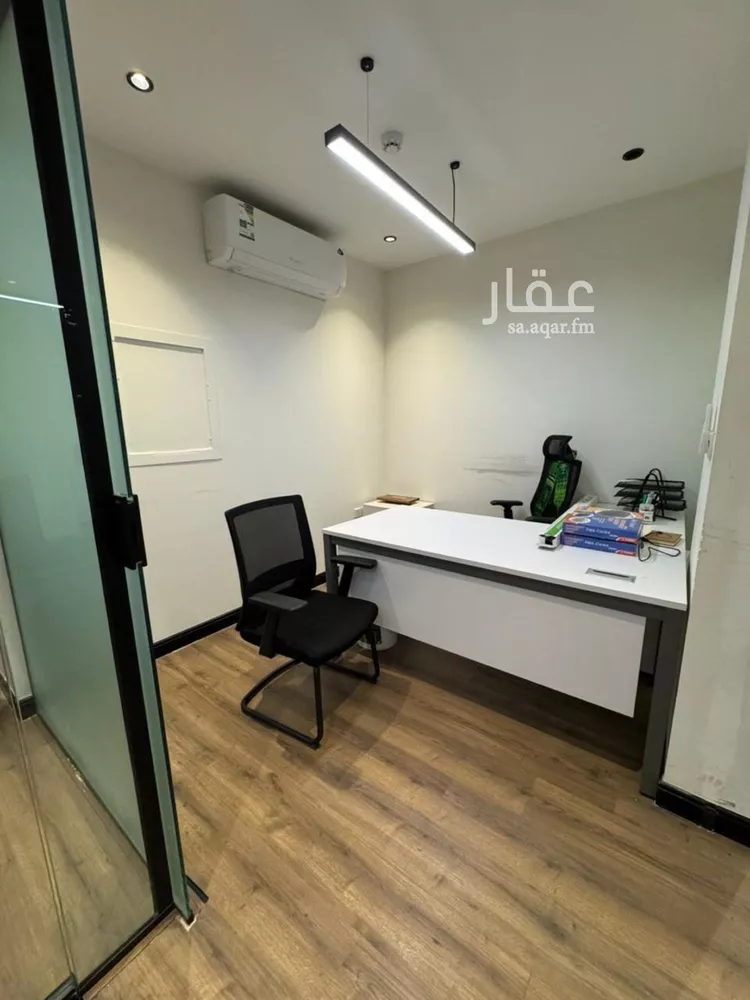 مكتب تجاري للإيجار في شارع  سعود ابن عبدالعزيز ابن محمد, حي التعاون, مدينة الرياض, منطقة الرياض صورة 4