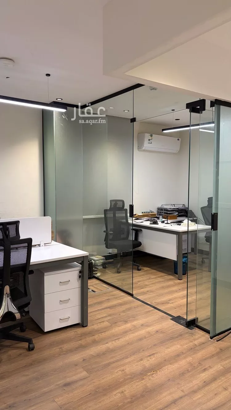 مكتب تجاري للإيجار في شارع سعود ابن عبدالعزيز ابن محمد, حي التعاون, مدينة الرياض, منطقة الرياض صورة 2