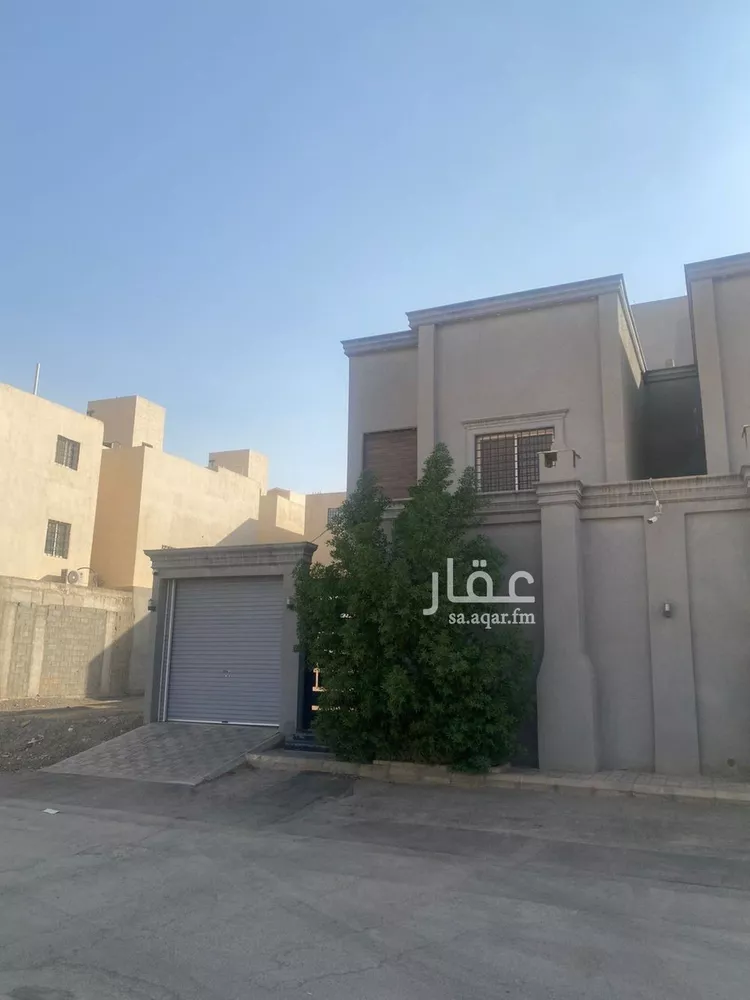 فيلا للبيع في شارع يحيى بن إسحاق, حي الرمال, مدينة الرياض, منطقة الرياض