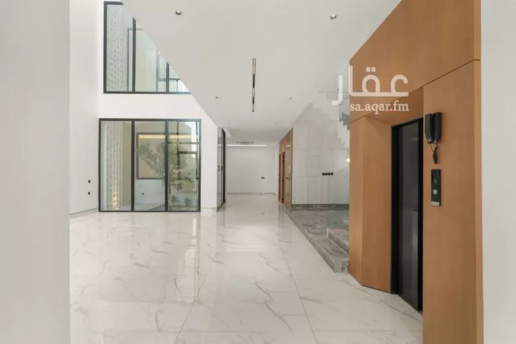 فيلا للبيع في شارع عبدالرحمن بن هرمز, حي النرجس, مدينة الرياض, منطقة الرياض صورة 3