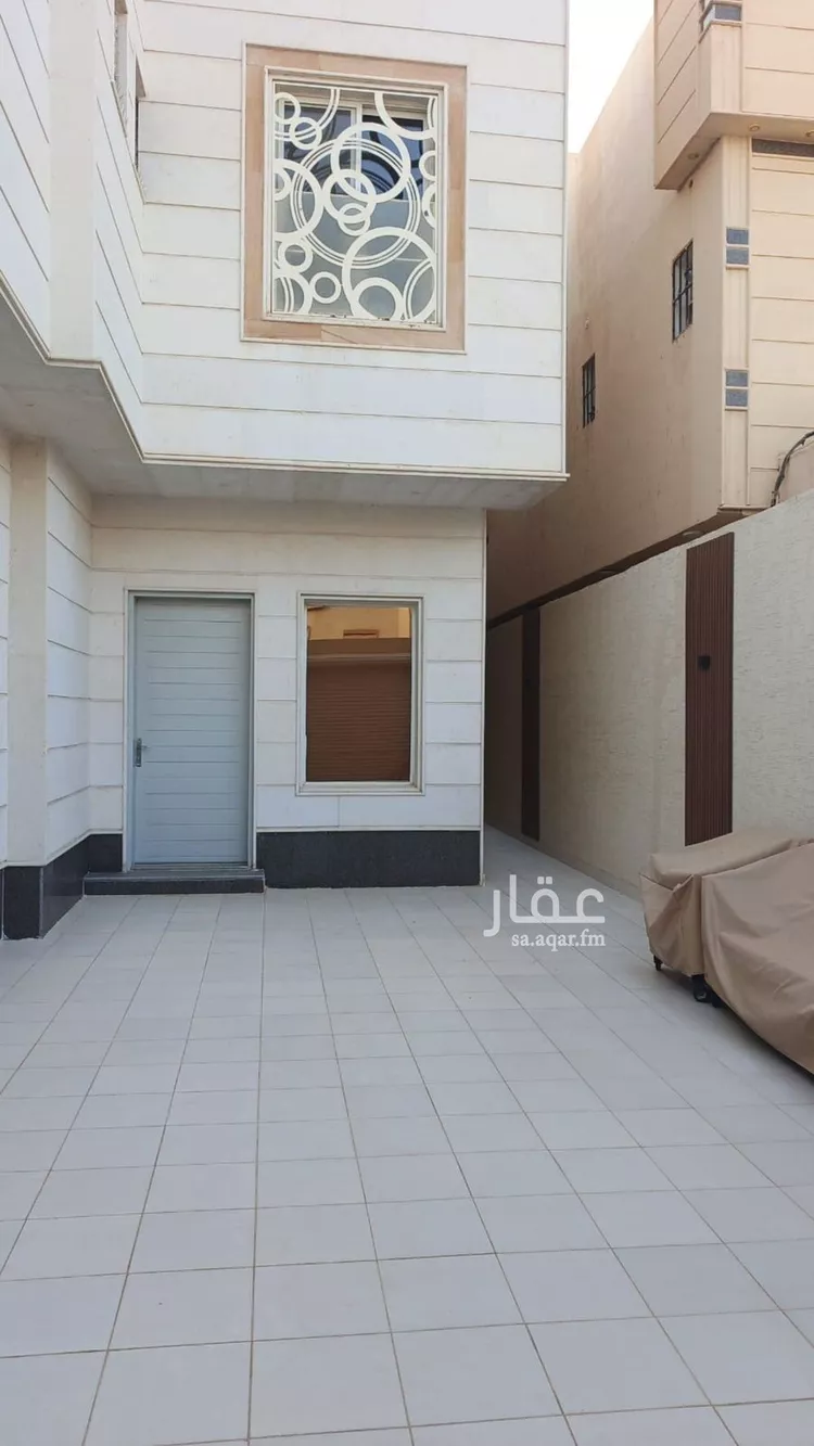 فيلا للبيع في شارع احمد زكي يماني, حي الرمال, مدينة الرياض, منطقة الرياض صورة 4