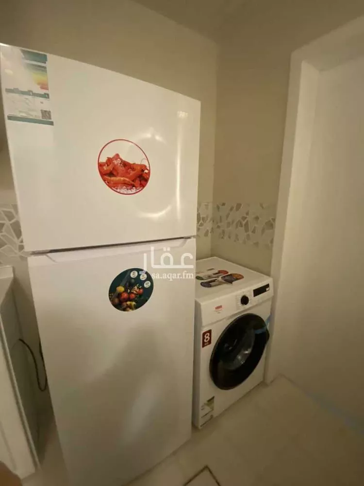 شقة للإيجار في شارع احمد الزاهد, حي المروج, مدينة أبها, منطقة عسير صورة 3