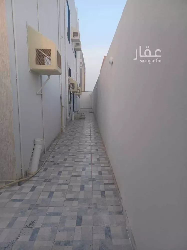 عمارة للبيع في شارع الخضراء 1016, حي العز, مدينة أحد المسارحة, منطقة جازان صورة 4