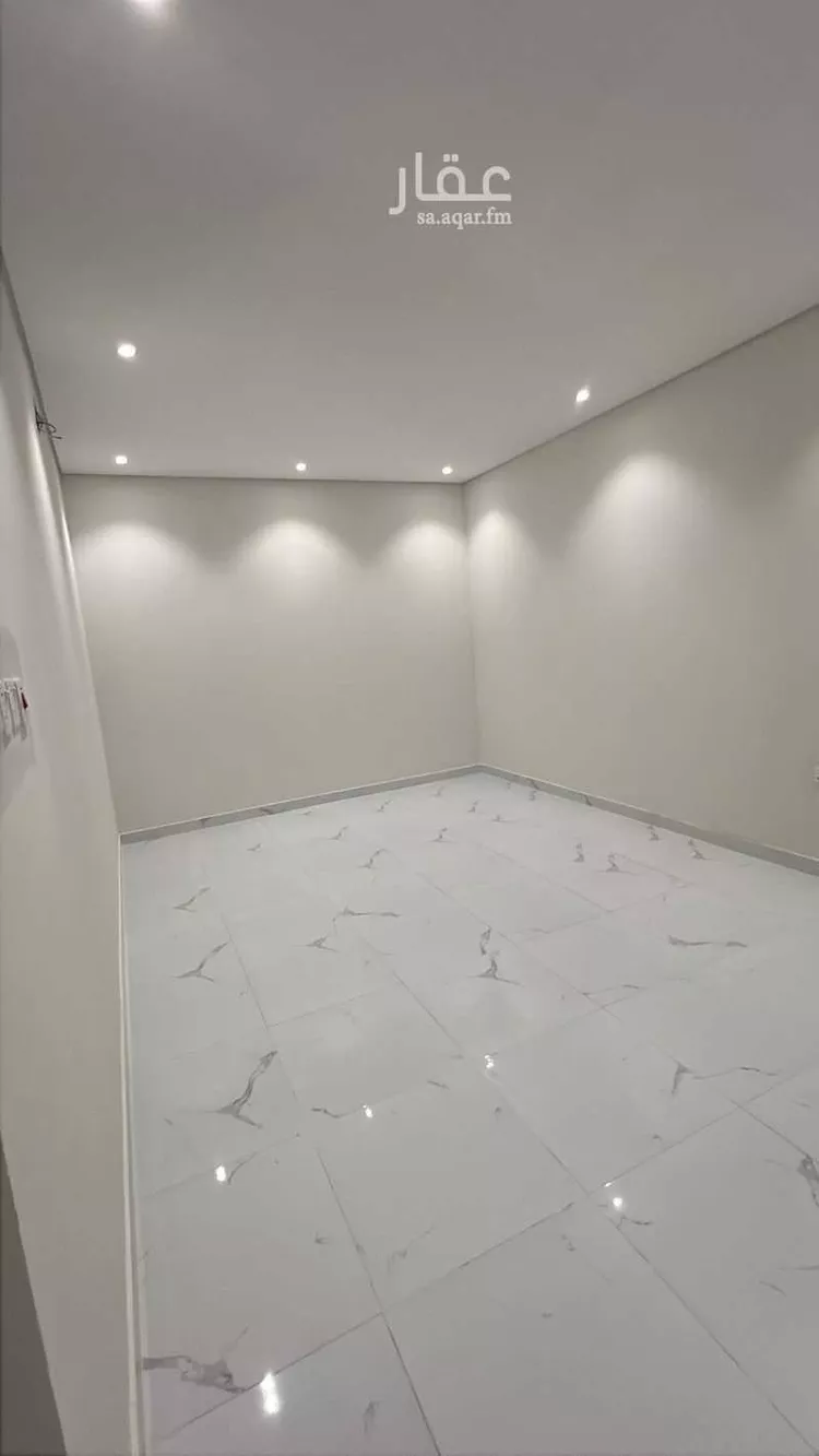 عمارة للإيجار في شارع النجاح, حي الرمال, مدينة الرياض, منطقة الرياض صورة 2