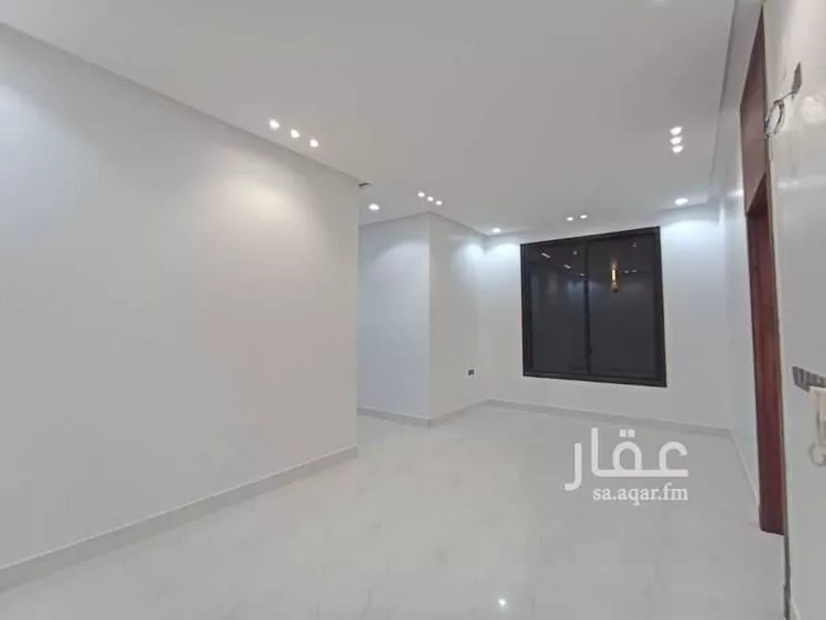 دور للبيع في شارع محمد ماجد كردي, حي بدر, مدينة الرياض, منطقة الرياض صورة 4