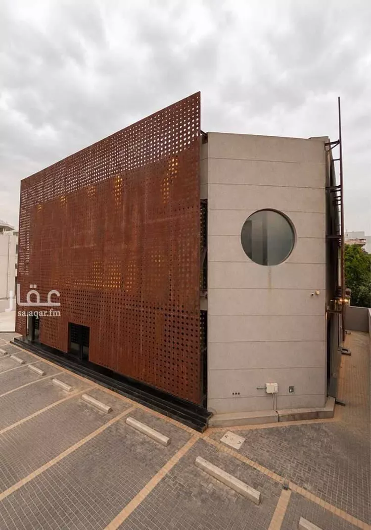 Commercial Office for Rent in Riyadh Hittin