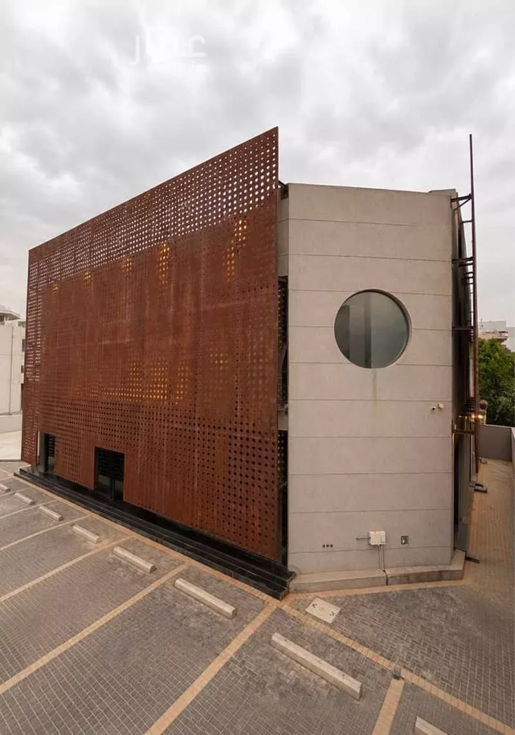 Building for Sale in Riyadh Hittin 7