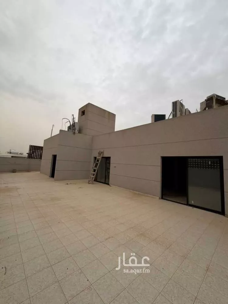 Building for Sale in Riyadh Hittin 22