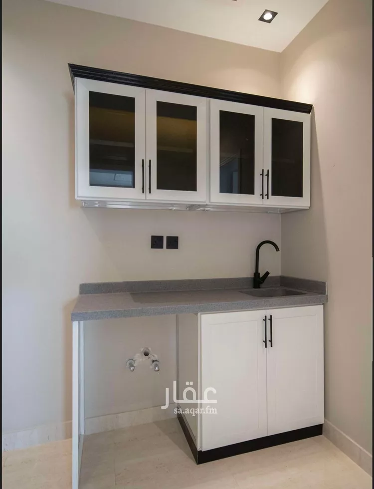 شقة للإيجار في شارع عبدالله الخطيب, حي القيروان, مدينة الرياض, منطقة الرياض