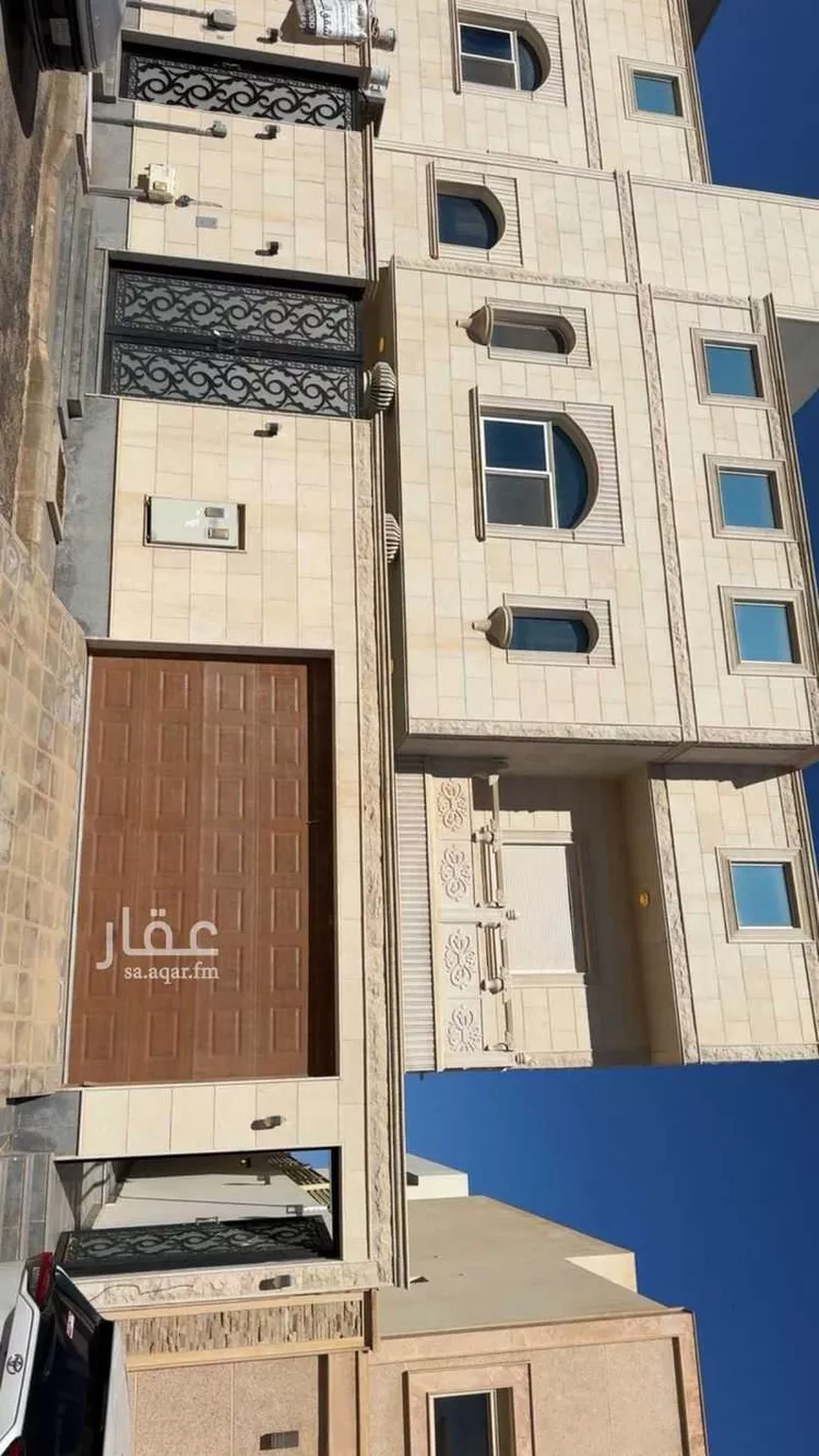 فيلا للبيع في شارع هلال الربعي, حي عرقة, مدينة الرياض, منطقة الرياض