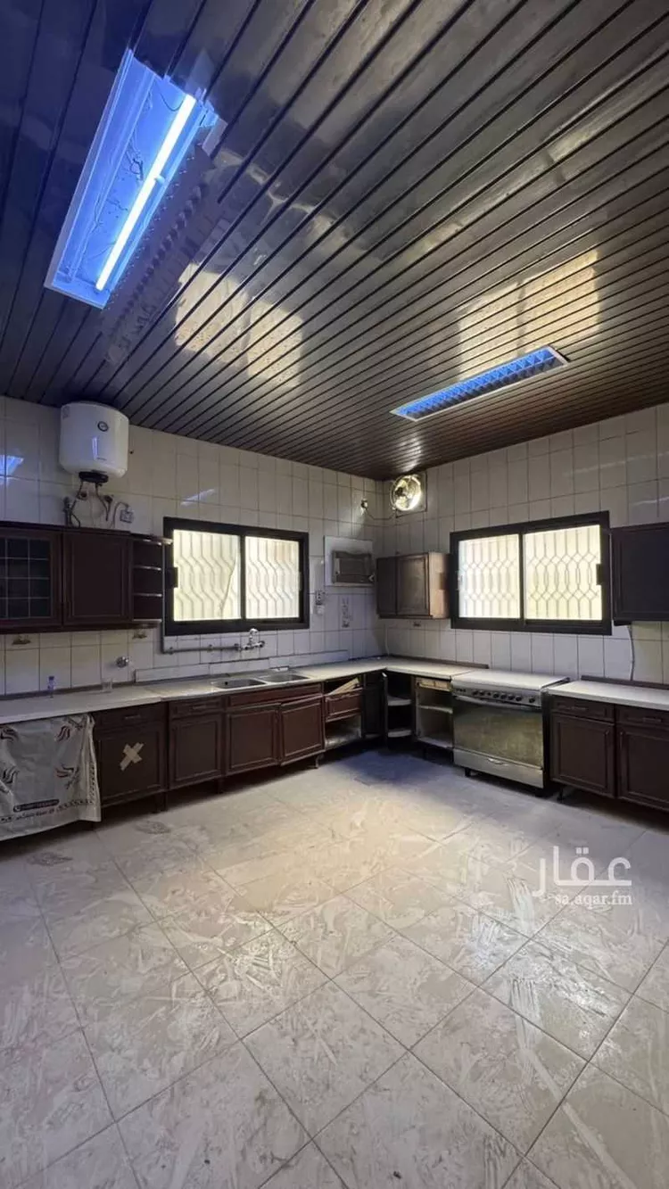 عمارة للبيع في شارع الامير متعب بن عبدالعزيز, حي الربوة, مدينة الرياض, منطقة الرياض صورة 3