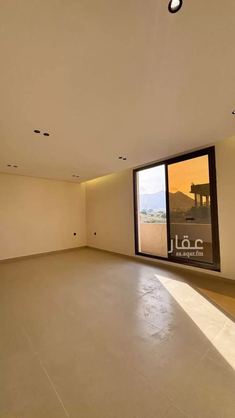 شقة للبيع في شارع الامير سلطان, حي الخالدية, مدينة الطائف, منطقة مكة المكرمة 8