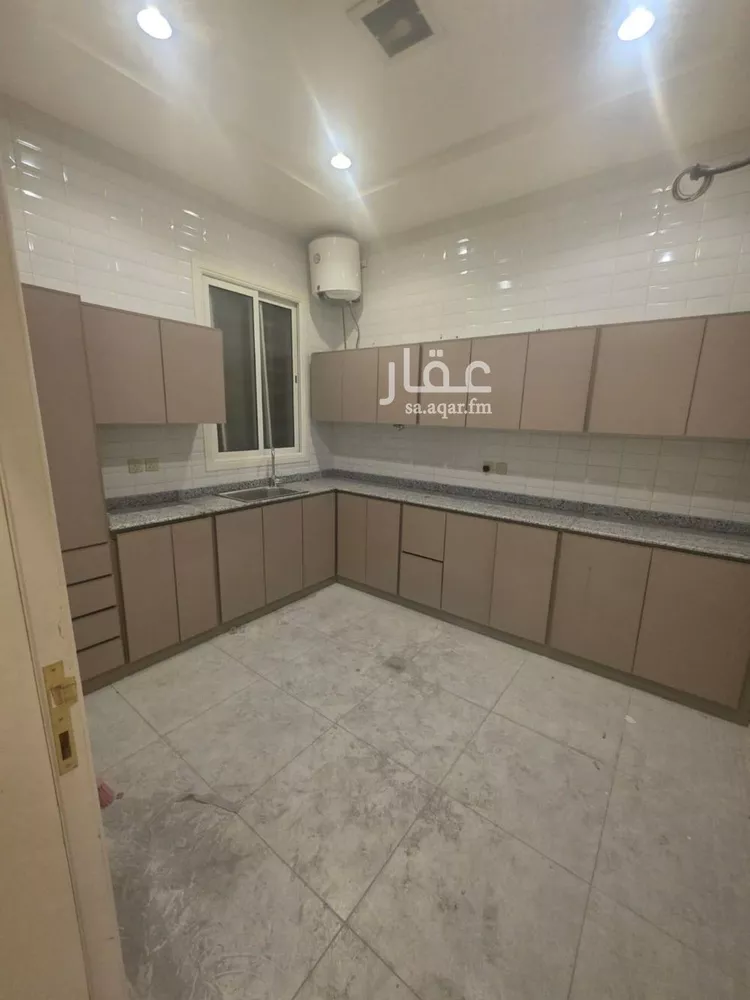 شقة للإيجار في شارع أحمد بن عبدالله البرقي, حي العارض, مدينة الرياض, منطقة الرياض