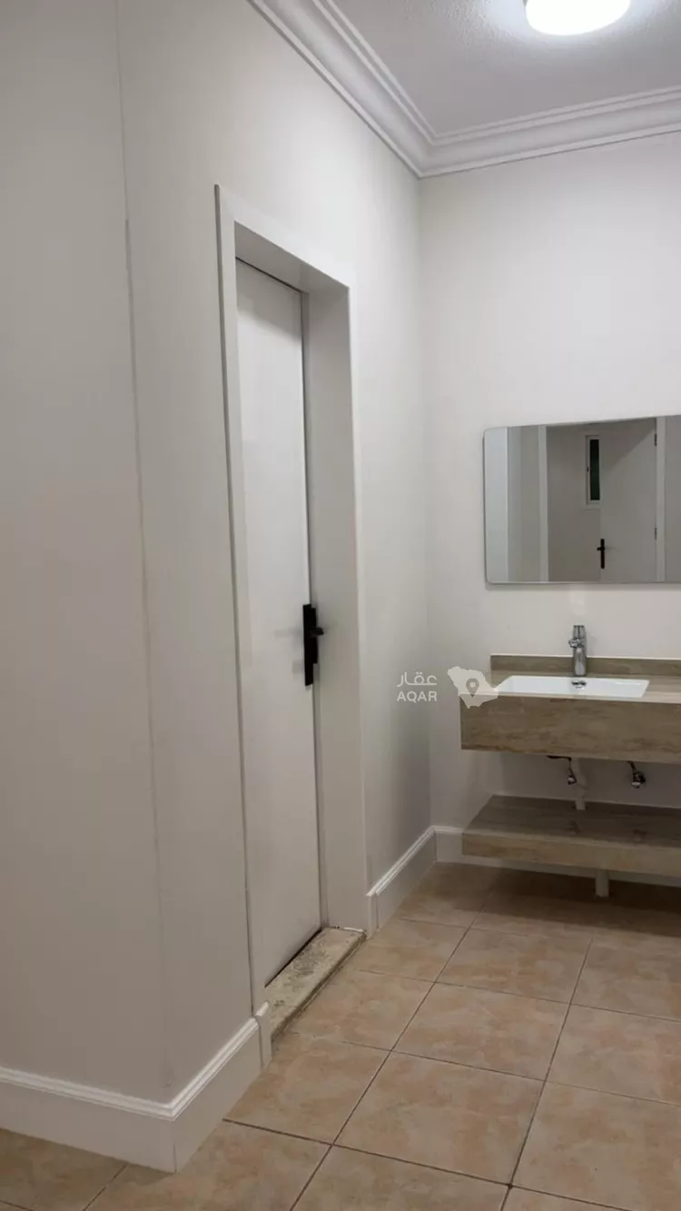 Apartment for Rent in Riyadh Al Malqa 6