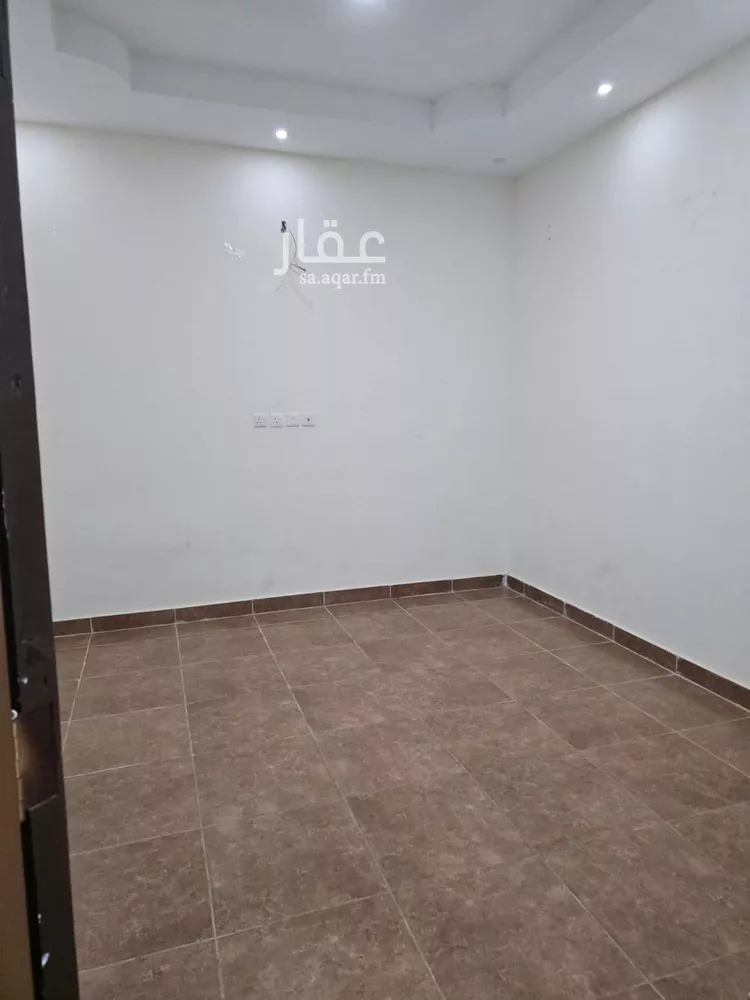 شقة للإيجار في شارع ام الغزلان, حي الصفاء, مدينة جازان, منطقة جازان صورة 3