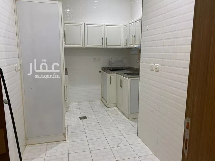 شقة للإيجار في شارع رقم 269, حي الياسمين, مدينة الرياض, منطقة الرياض صورة 2