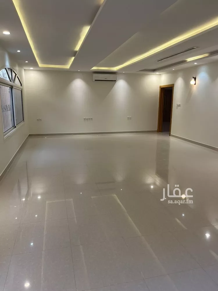 Floor for Rent in Riyadh Al Mahdiyah