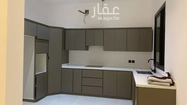 دور للبيع في شارع ابن الوردي, حي العارض, مدينة الرياض, منطقة الرياض صورة 5