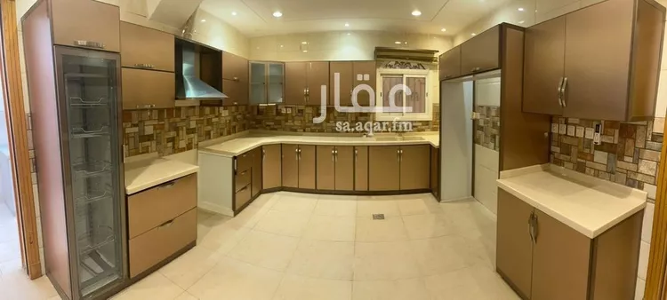 Floor for Rent in Riyadh Al Mahdiyah صورة 2