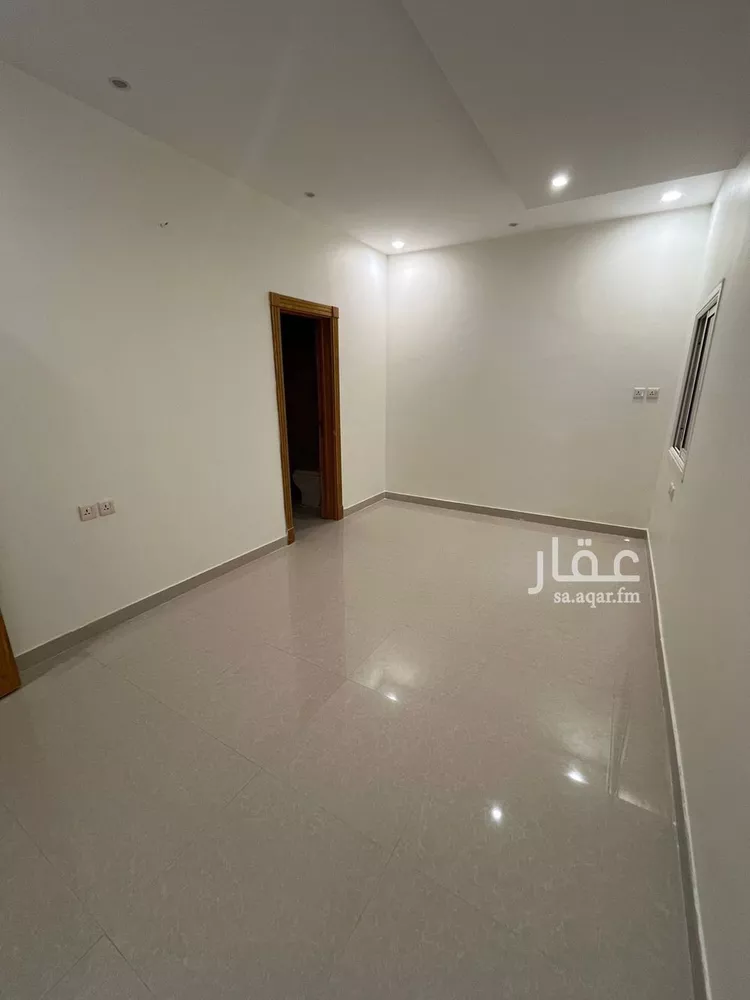 دور للبيع في شارع عبدالملك جمال الدين, حي المهدية, مدينة الرياض, منطقة الرياض صورة 5