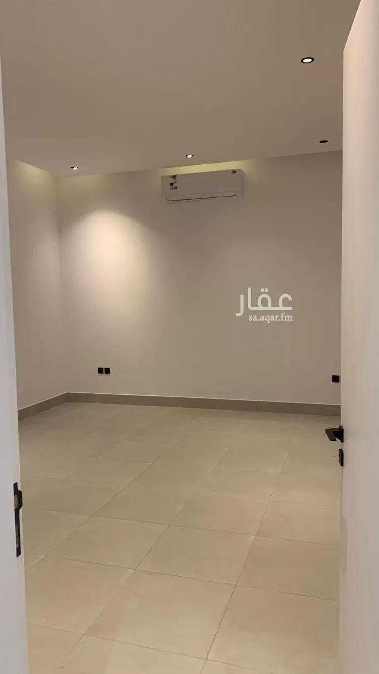 دور للبيع في شارع ابن الوردي, حي العارض, مدينة الرياض, منطقة الرياض صورة 2