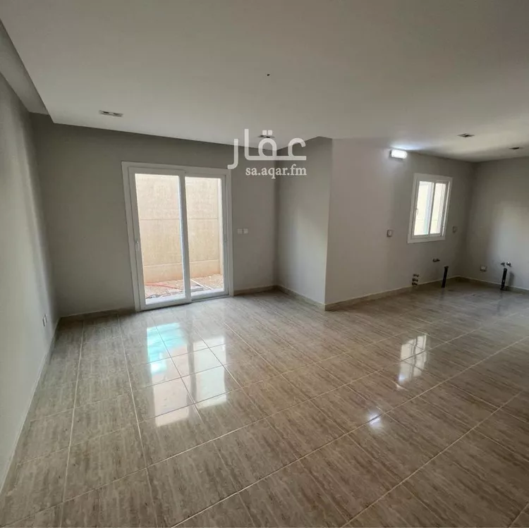 فيلا للإيجار في شارع عائشة الحريمية, حي مطار الملك خالد الدولي, مدينة الرياض, منطقة الرياض