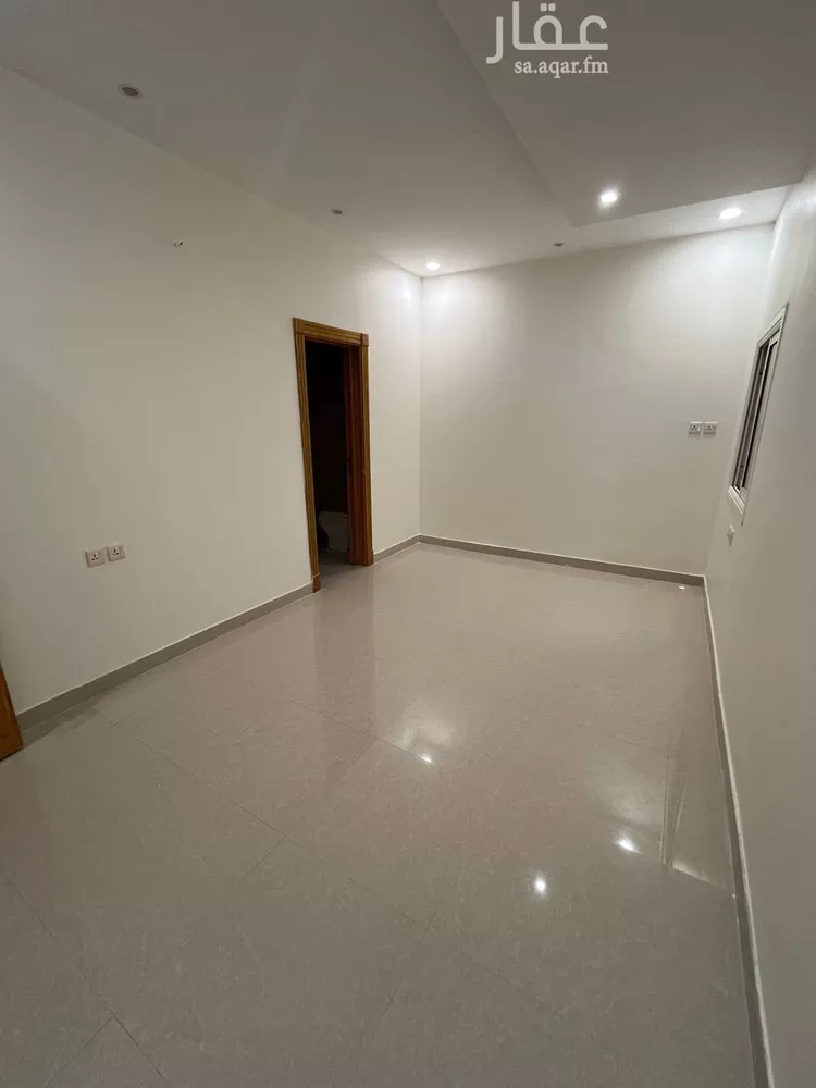 Floor for Rent in Riyadh Al Mahdiyah صورة 4