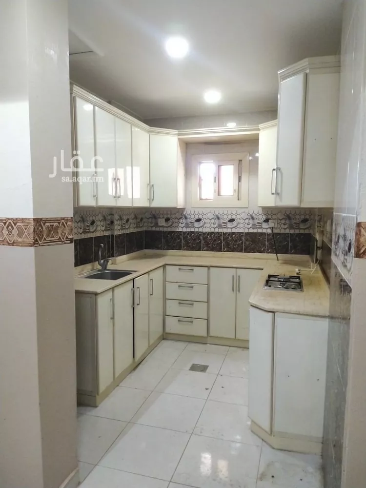 مكتب تجاري للإيجار في شارع عبدالعزيز بن محمد سندي, حي الملك فهد, مدينة مكة المكرمة, منطقة مكة المكرمة صورة 4