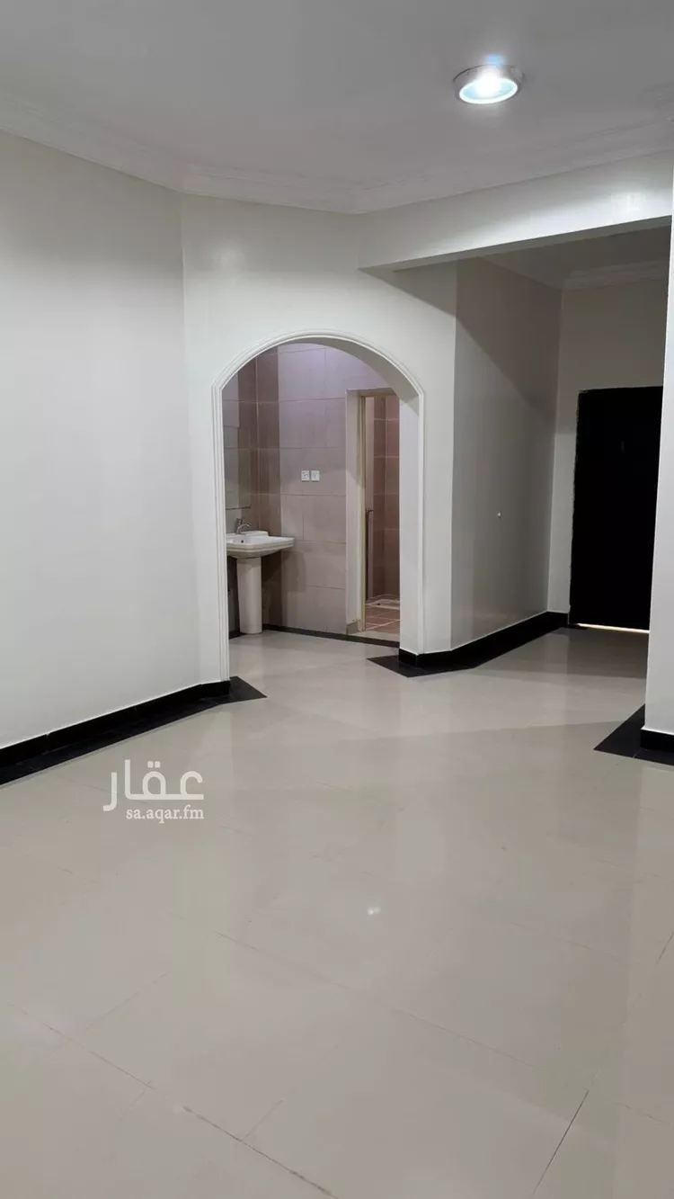 عمارة للبيع في شارع السلام 43, حي السلام, مدينة البدائع, منطقة القصيم صورة 3