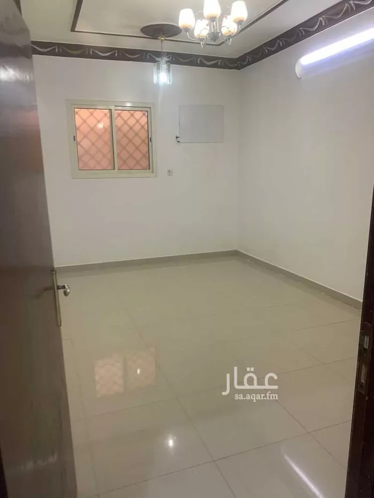 فيلا للبيع في شارع الليث, حي ظهرة لبن, مدينة الرياض, منطقة الرياض صورة 3