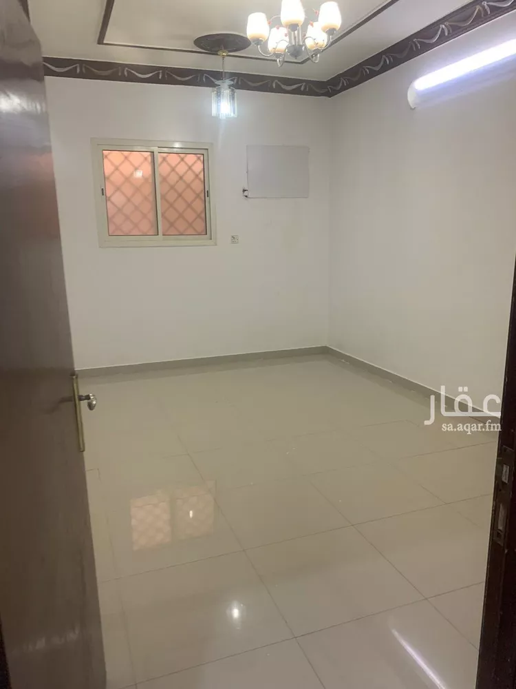 فيلا للبيع في شارع الليث, حي ظهرة لبن, مدينة الرياض, منطقة الرياض صورة 4