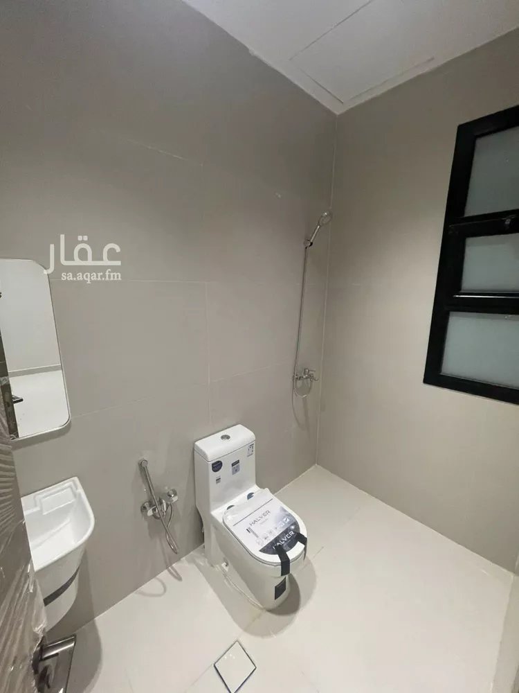 فيلا للبيع في شارع عيسى ابن سلمان خليفه, حي المعيزيلة, مدينة الرياض, منطقة الرياض 26