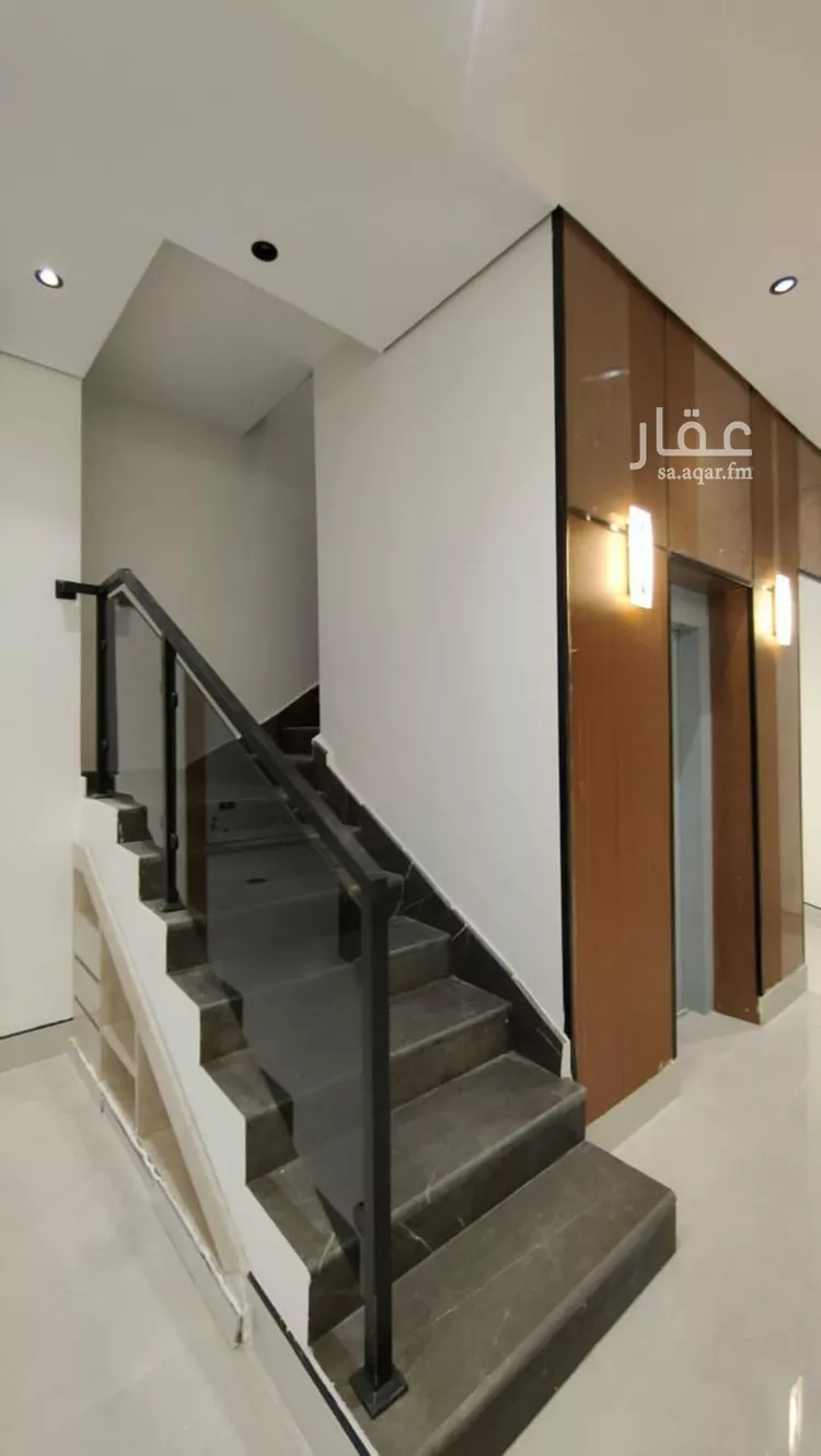 فيلا للبيع في شارع سليمان بن المحاربي, حي البيان, مدينة الرياض, منطقة الرياض 9