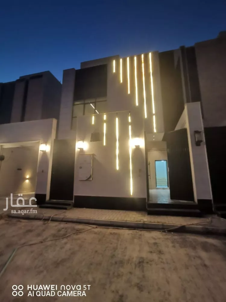 فيلا للبيع في شارع أكمل الدين القطبي, حي المرجان, مدينة الرياض, منطقة الرياض