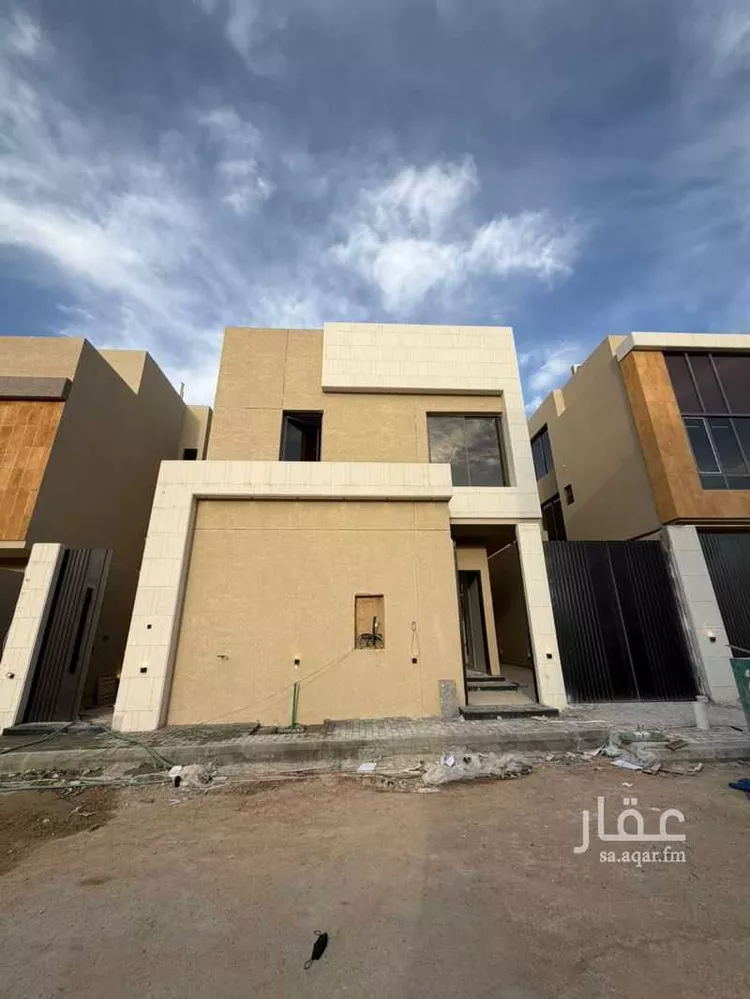 Villa for Sale in Riyadh Ghirnatah