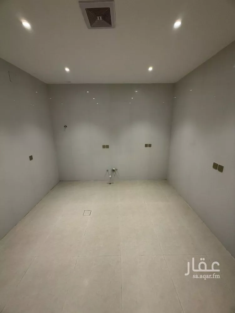 فيلا للبيع في شارع 489 الرمال, حي الرمال, مدينة الرياض, منطقة الرياض 15